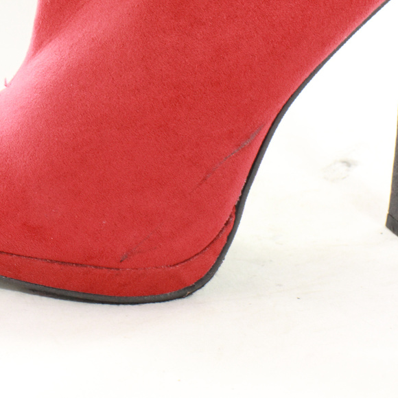 MOSSIMO Supply Red Suede Gold Studded Ankle Boots Sz 8 - Picture 5 of 8